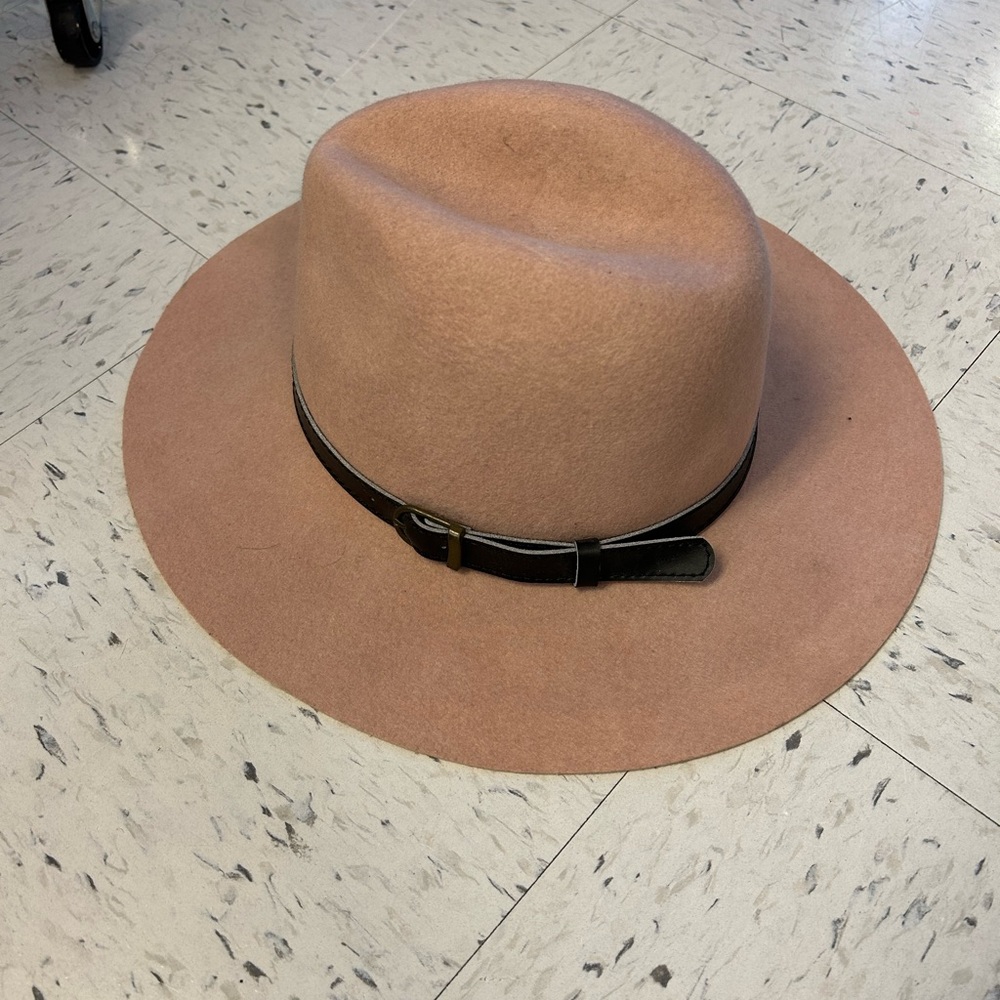 Felt hat from kooringal